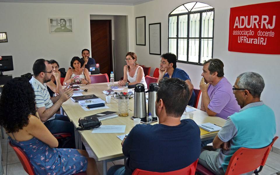 Uma nova rodada de seminário e assembleia sobre o Congresso do Andes acontecerá dia 17 de janeiro. (Foto: Pollyana Lopes)