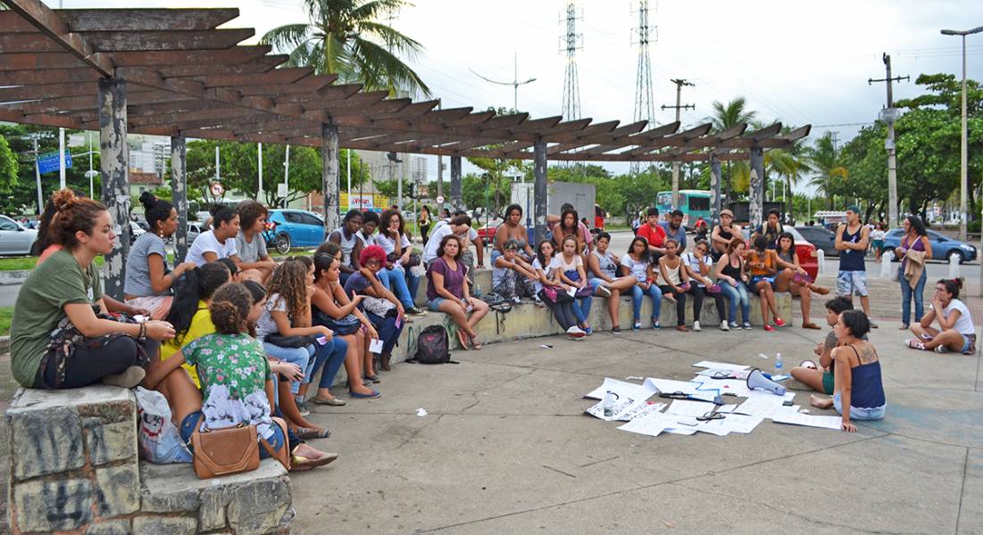 8M na Baixada