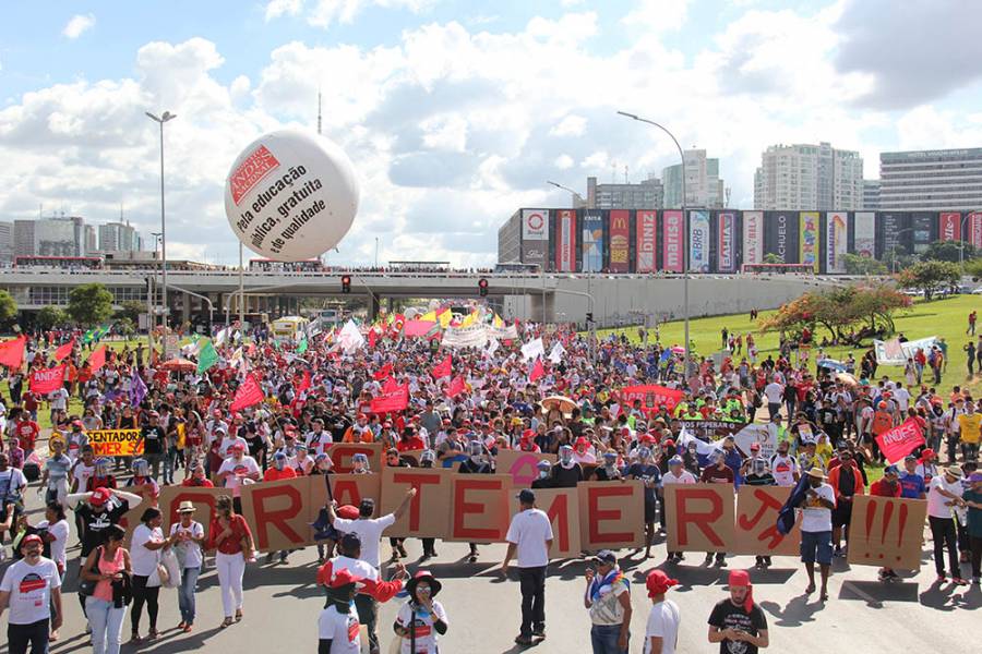 ANDES convoca docentes para Caravana à Brasília dia 28 contra os ataques do governo