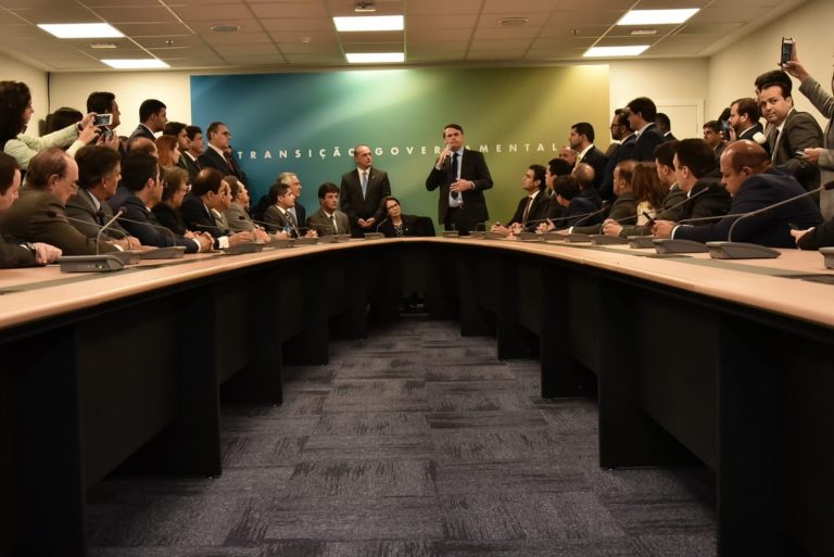 Absurdo: para Bolsonaro, lei trabalhista tem de se aproximar da “informalidade”