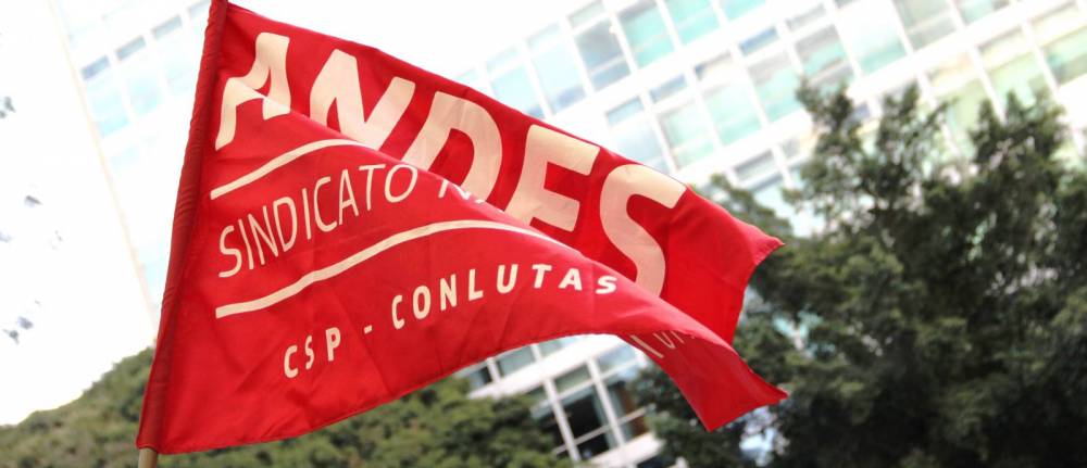 Reunião Conjunta dos Setores do ANDES-SN aponta estado de greve para 2020