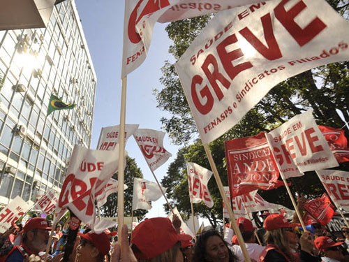 Servidores Federais apontam agenda de lutas para 2020 com greve em março
