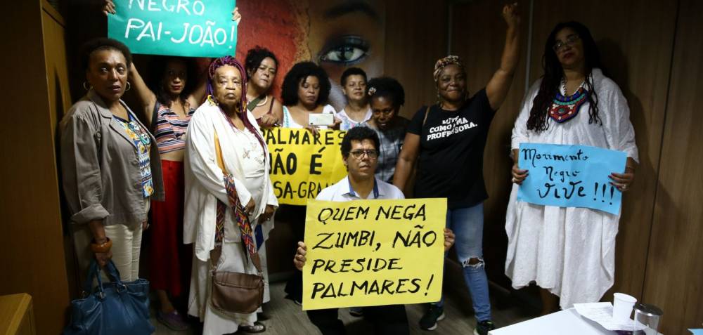 Presidente da Fundação Palmares demite negras e negros funcionários da instituição