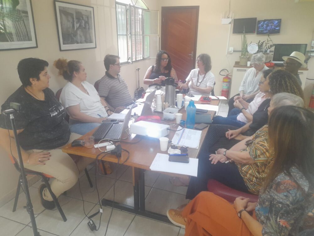 Reunião de transição entre a diretoria eleita e anterior